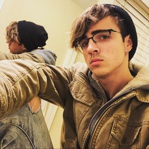 Meet your Posher, Brandon